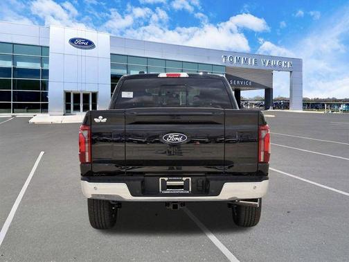 Agate Black Metallic 2026 Ford F-150 Lariat