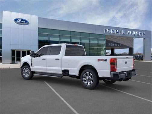 2025 Ford F-350 Lariat Super Duty