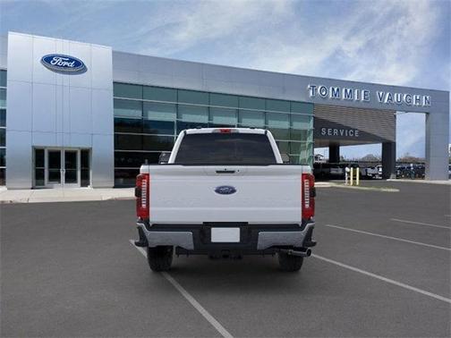 2025 Ford F-350 Lariat Super Duty