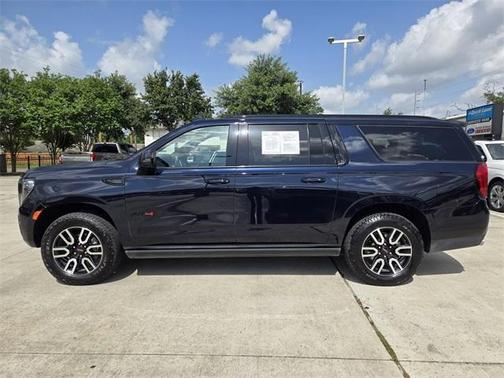 2024 GMC Yukon XL AT4