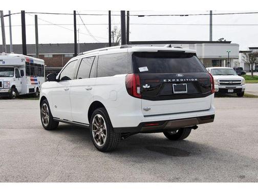 2026 Ford Expedition King Ranch