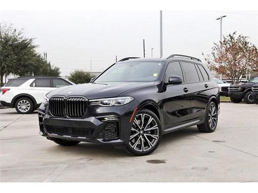 2022 BMW X7 M50i