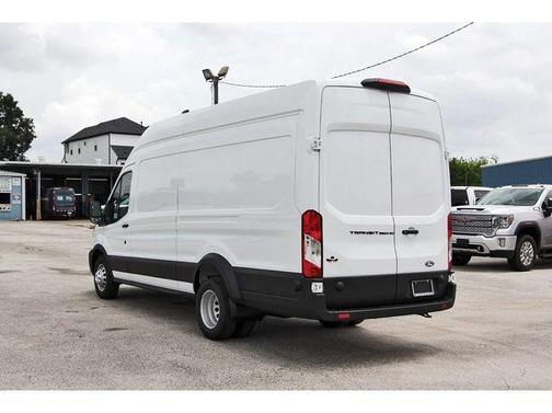 Oxford White 2026 Ford Transit-350 Base