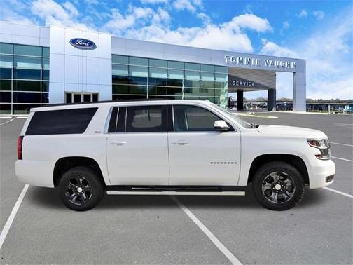 2016 Chevrolet Suburban LT