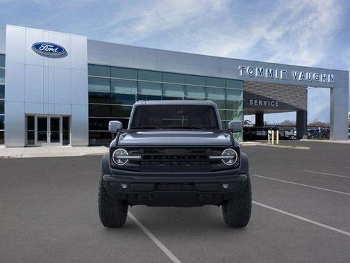Azure Gray Metallic 2025 Ford Bronco Outer Banks