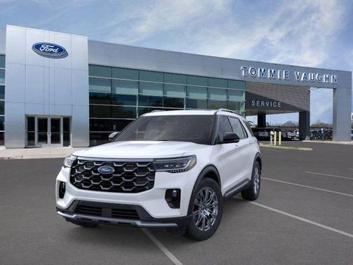 Star White 2026 Ford Explorer Platinum