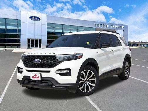 2023 Ford Explorer ST-Line