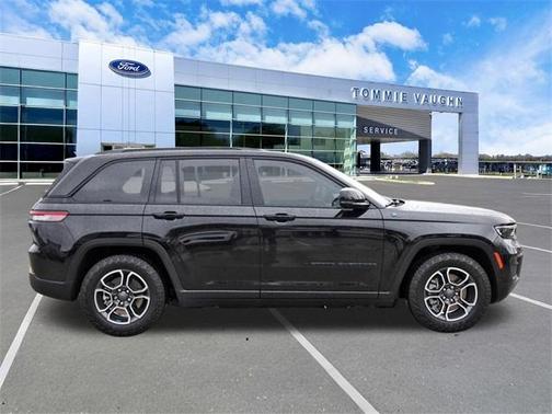 2023 Jeep Grand Cherokee 4xe Trailhawk