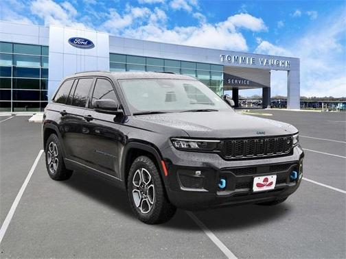 2023 Jeep Grand Cherokee 4xe Trailhawk