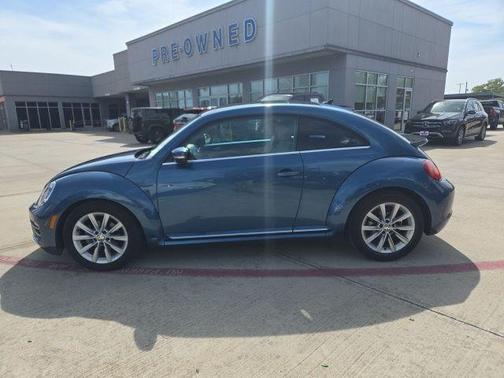 2019 Volkswagen Beetle 2.0T SE