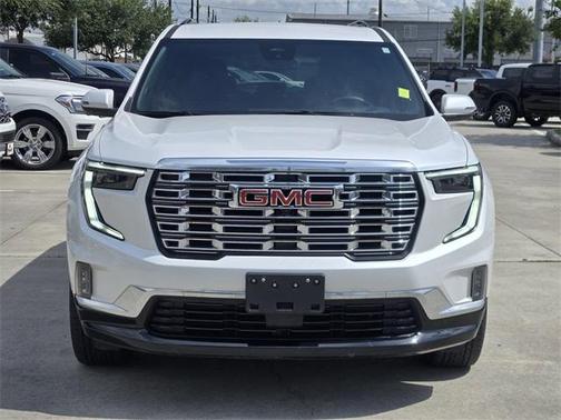 2024 GMC Acadia Denali