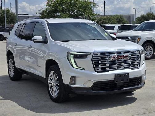 2024 GMC Acadia Denali