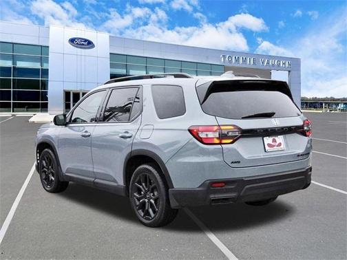 2025 Honda Pilot Black Edition