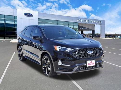 2022 Ford Edge ST