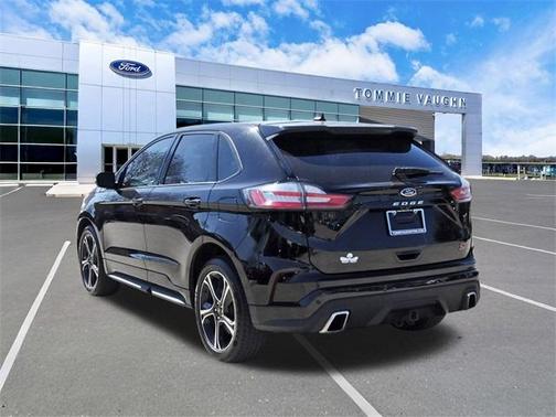 2022 Ford Edge ST