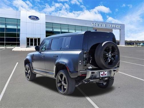 2023 Land Rover Defender 110