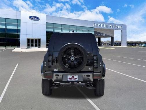 2023 Land Rover Defender 110