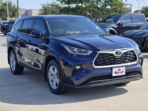 2021 Toyota Highlander LE
