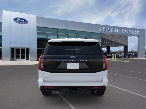 Oxford White 2026 Ford Expedition Active