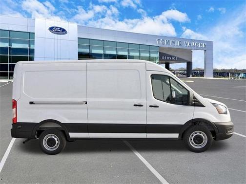 2026 Ford Transit-250 148 WB Medium Roof Cargo