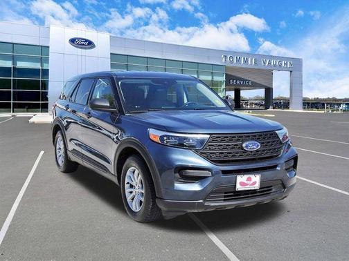 2020 Ford Explorer Base