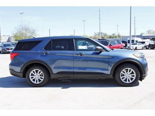 2020 Ford Explorer Base