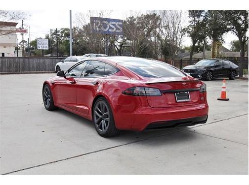 2022 Tesla Model S Plaid