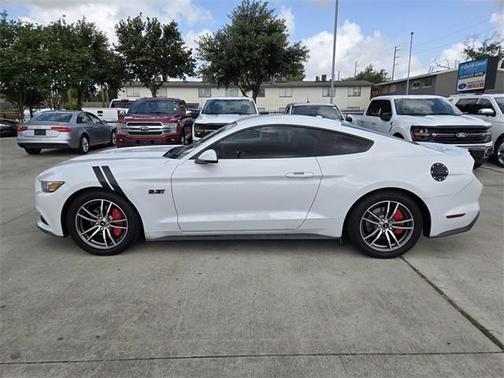 2017 Ford Mustang EcoBoost Premium