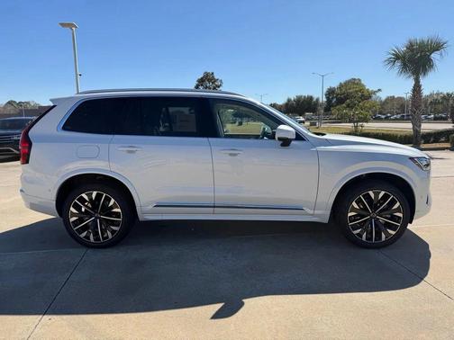 2026 Volvo XC90 Ultra, B6 AWD Gas (mild hybrid), Gasoline, Bright, 7 Seats