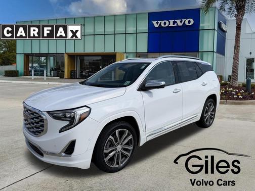 Summit White 2019 GMC Terrain Denali