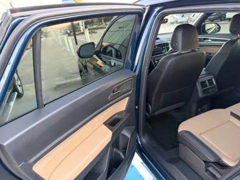 2023 Volkswagen Atlas Cross Sport 2.0T SEL