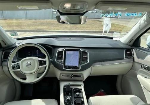 2023 Volvo XC90 B6 Core