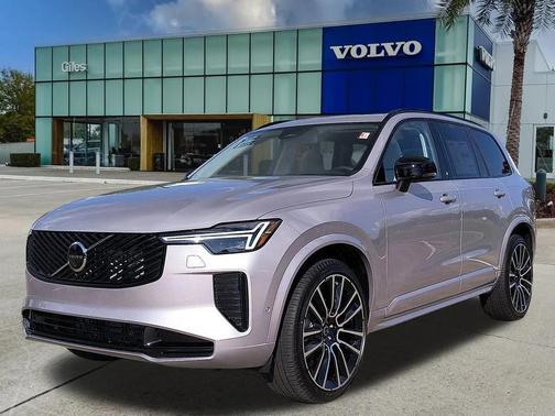 2026 Volvo XC90 B6 Ultra Dark Theme 7-Seater
