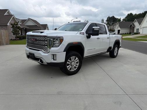 White Frost Tricoat 2021 GMC Sierra 2500 Denali