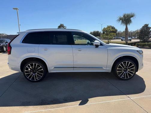 2026 Volvo XC90 Plus, B6 AWD Gas (mild hybrid), Gasoline, Bright, 7 Seats