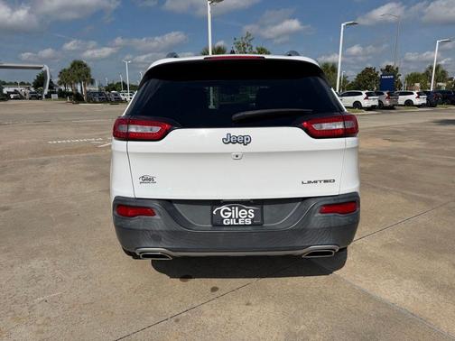 Bright White Clearcoat 2015 Jeep Cherokee Limited