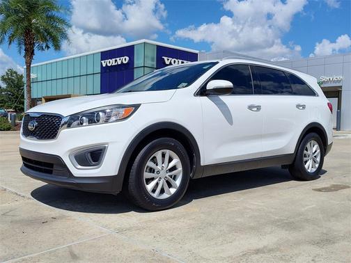2017 Kia Sorento LX