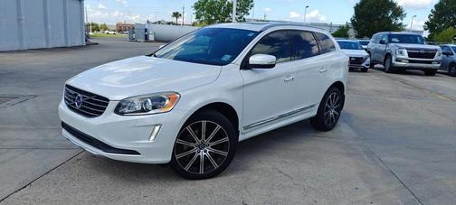 2015 Volvo XC60 T6 Platinum
