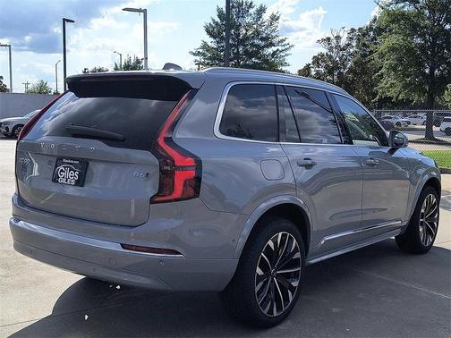 2026 Volvo XC90 B6 Ultra 7-Seater