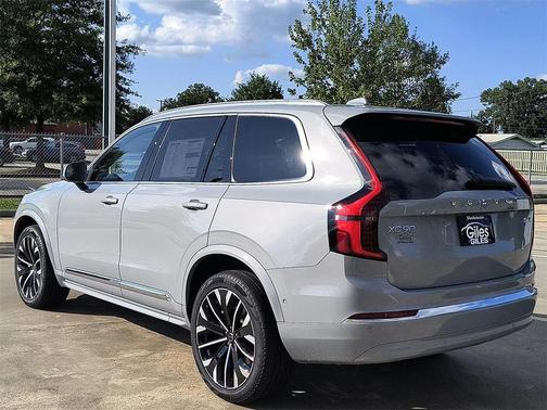 2026 Volvo XC90 B6 Ultra 7-Seater