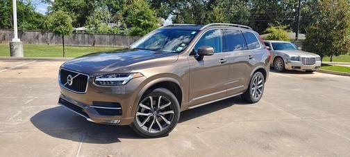 2017 Volvo XC90 T6 Momentum