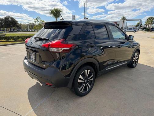 2018 Nissan Kicks SR