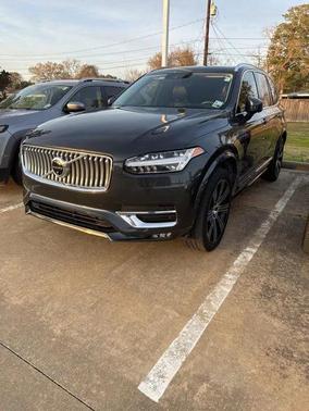 2022 Volvo XC90 T6 Inscription