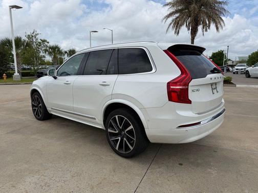 2023 Volvo XC90 B6 Plus 6-Seater