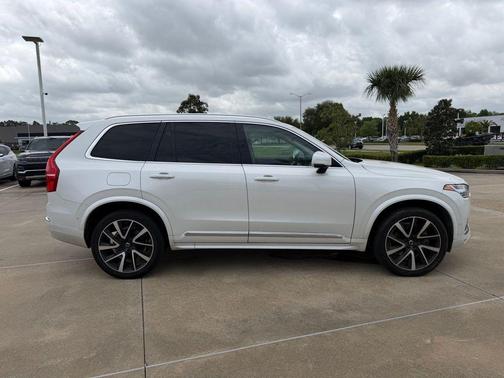 2023 Volvo XC90 B6 Plus 6-Seater