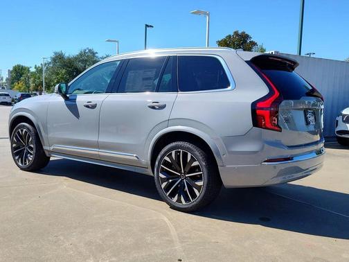 2026 Volvo XC90 B6 Ultra 7-Seater