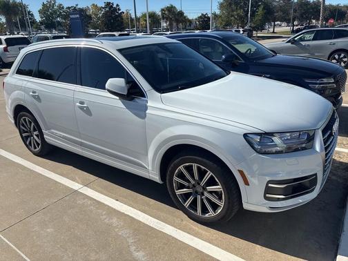 2017 Audi Q7 3.0T Premium