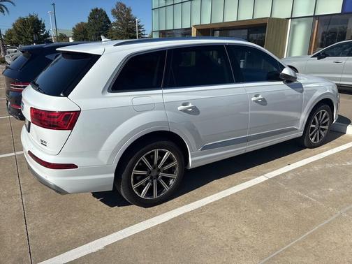 2017 Audi Q7 3.0T Premium