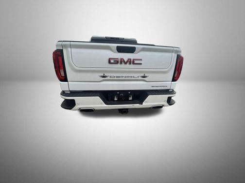 White Frost Tricoat 2019 GMC Sierra 1500 Denali