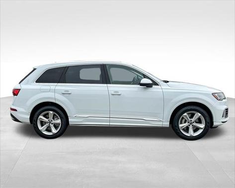 2023 Audi Q7 55 Premium
